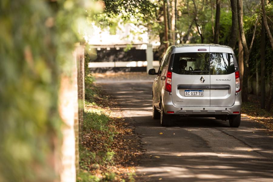  Renault Kangoo 2018 года  (LA) (фото 9 из 26)